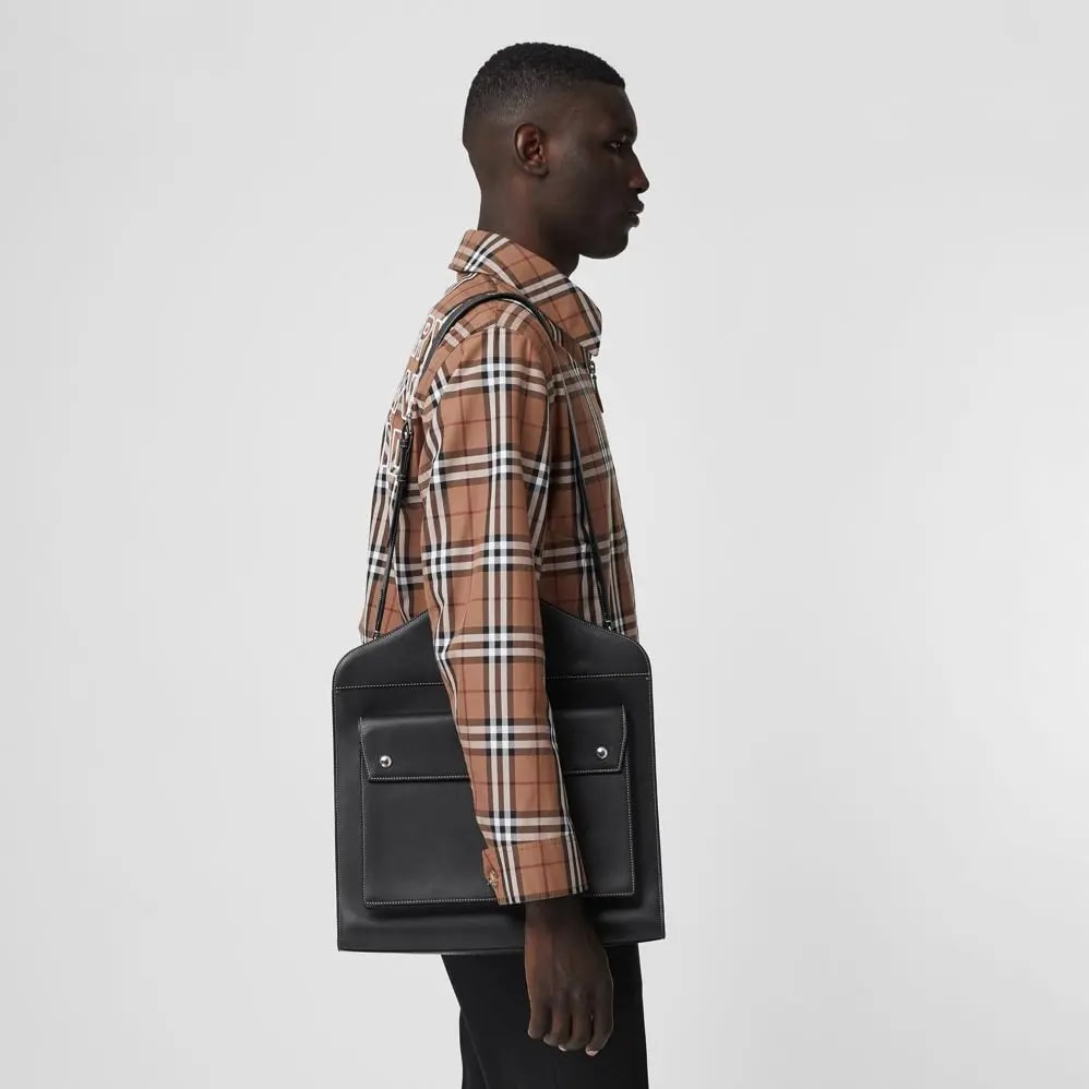 Túi Burberry Medium Topstitched Leather Pocket Bag 'Black' — ảnh 4
