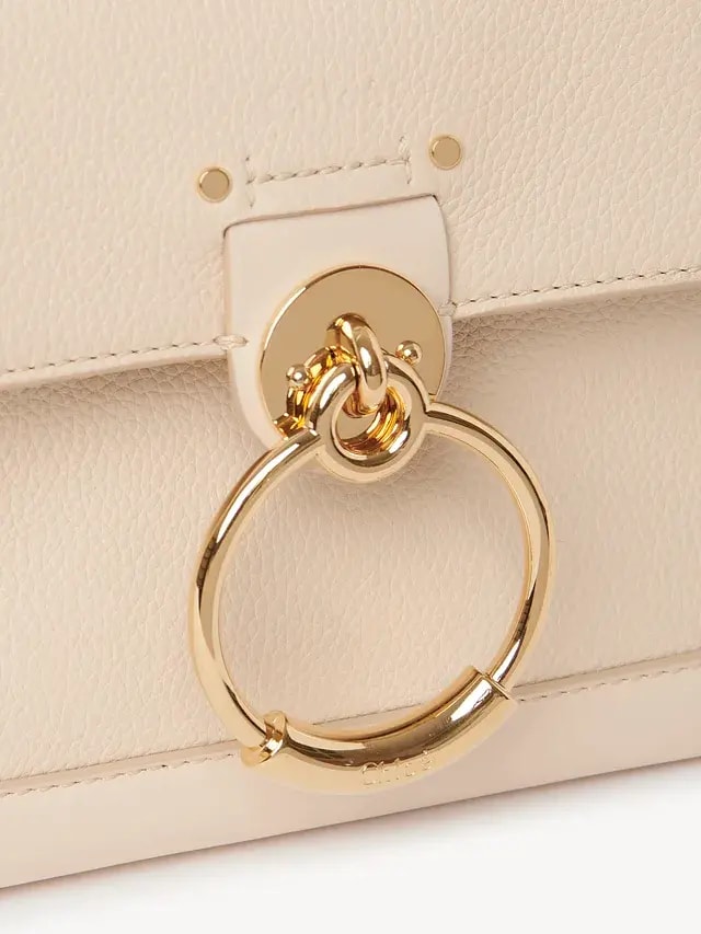 Túi Chloe Mini Tess Day Bag in Grained &amp; Shiny Calfskin CHC20AS143C6224Q — ảnh 3
