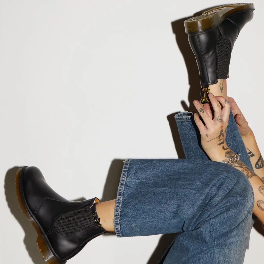 Giày Dr. Martens 2976 Black Smooth Leather Chelsea Boots 11853001 — ảnh 2