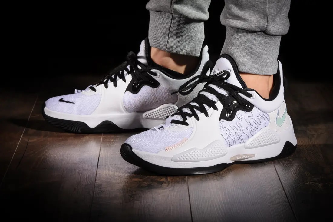Giày Nike PG 5 TB 'White Black' DA7758-100 — ảnh 3