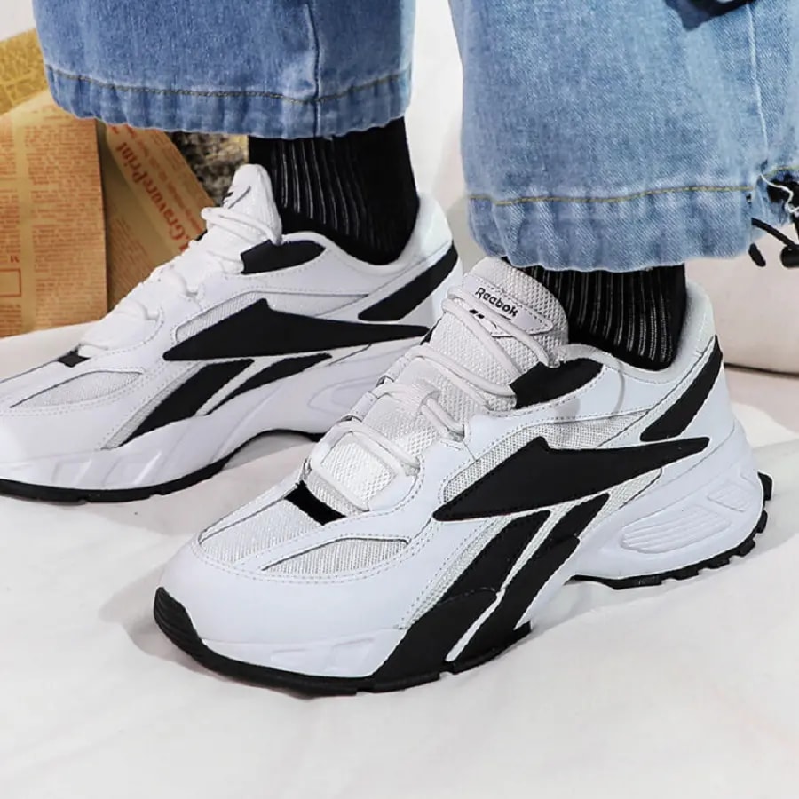 Giày Reebok EVZN 'White Black' FW6466 — ảnh 2