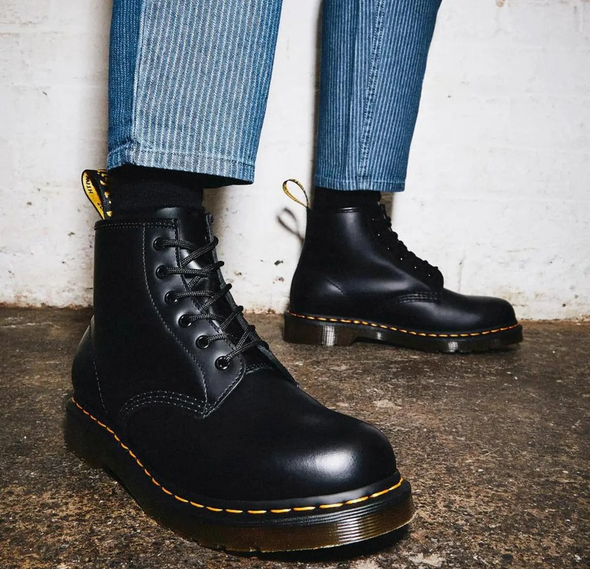 Giày Dr. Martens 101 Black Smooth Leather Lace Up Boots 26230001 — ảnh 3