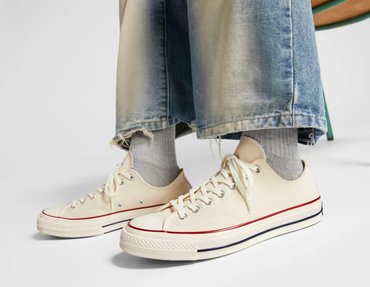 Giày Converse Chuck 70 Low Top 'Parchment' 162062C — ảnh 2