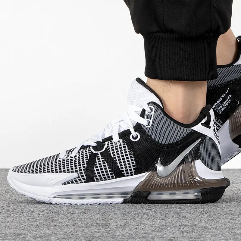 Giày Nike LeBron Witness 7 EP 'White Black' DM1122-100 — ảnh 5