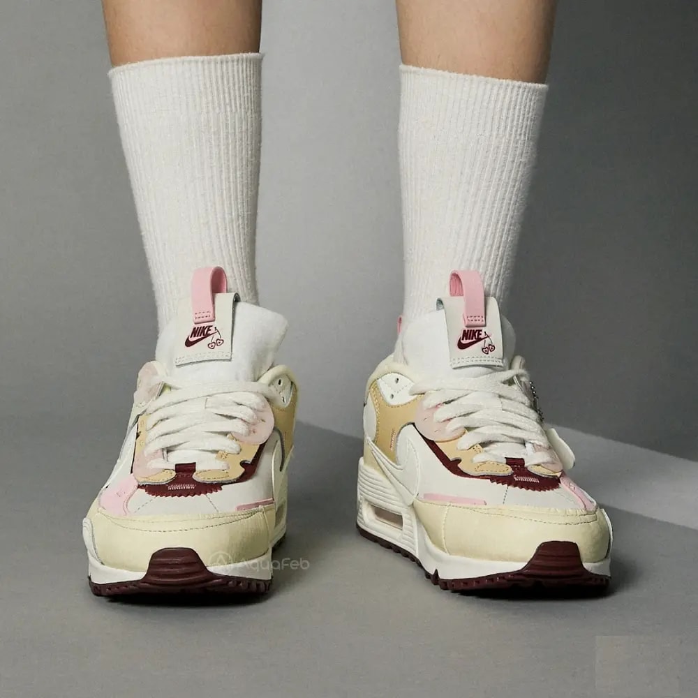 Giày Nike Air Max 90 Futura 'Valentine's Day' FD4615-111 — ảnh 3