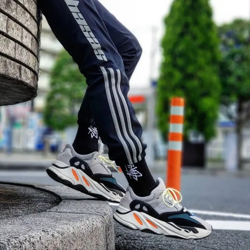 Giày Adidas Yeezy Boost 700 'Wave Runner' B75571 — ảnh 3