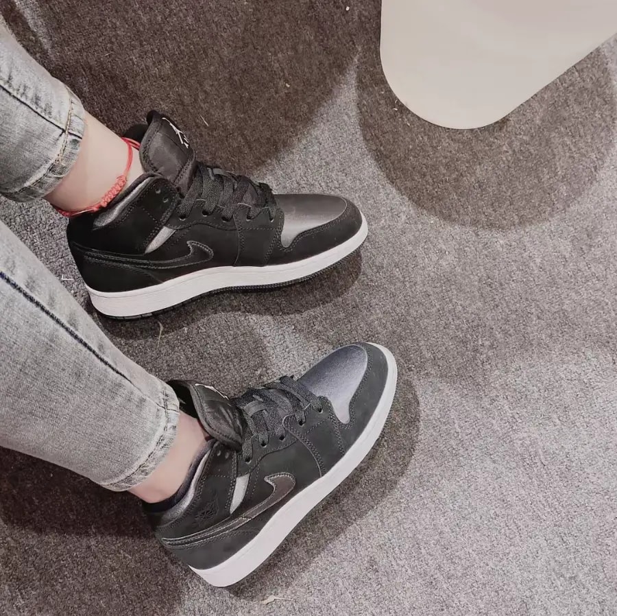 Giày Nike Air Jordan 1 Mid SE GS 'Black Anthracite' BQ6931-012 — ảnh 5
