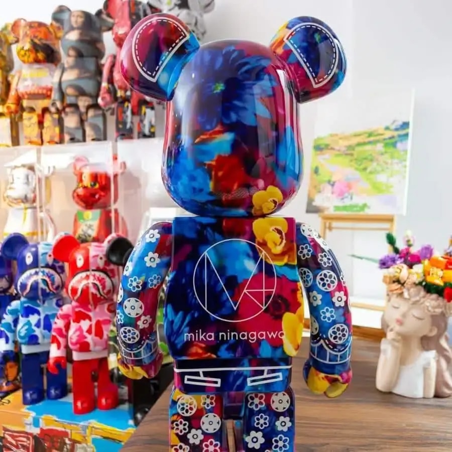 Mô Hình Bearbrick Anna Sui x Mika Ninagawa — ảnh 3