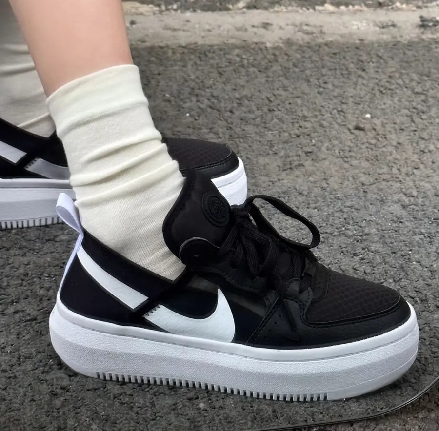 Giày Nike Wmns Court Vision Alta TXT 'Black White' CW6536-001 — ảnh 5