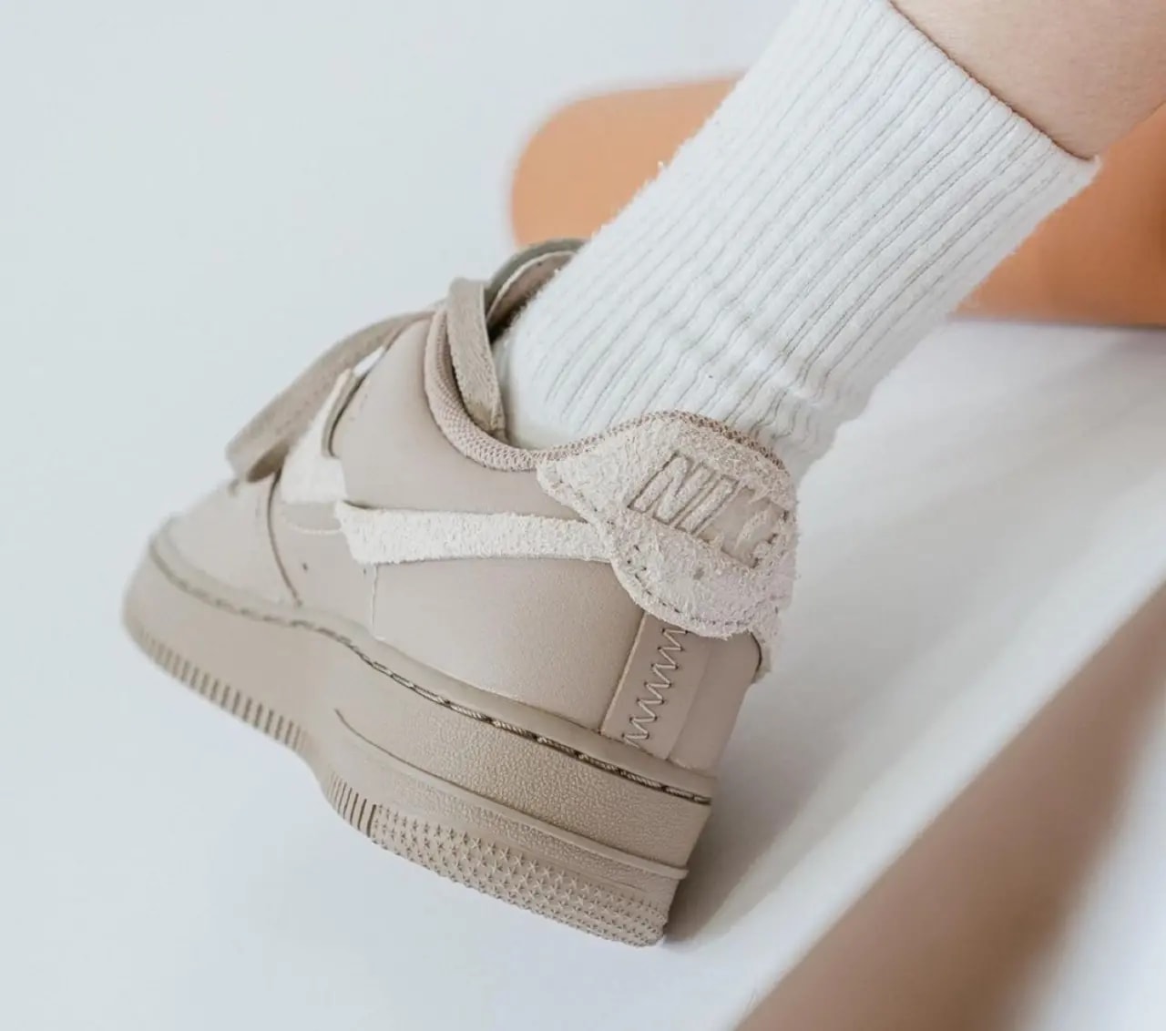 Giày Nike Air Force 1 Low LXX Malt (W) DH3869-200 — ảnh 4