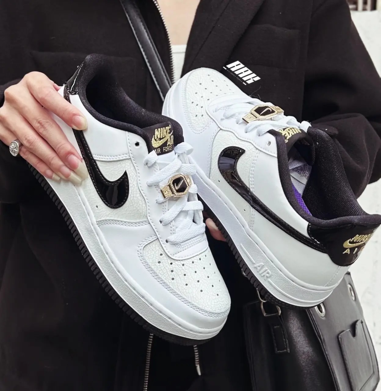 Giày Nike Air Force 1 GS World Champs 'White' DQ0300-100 — ảnh 4