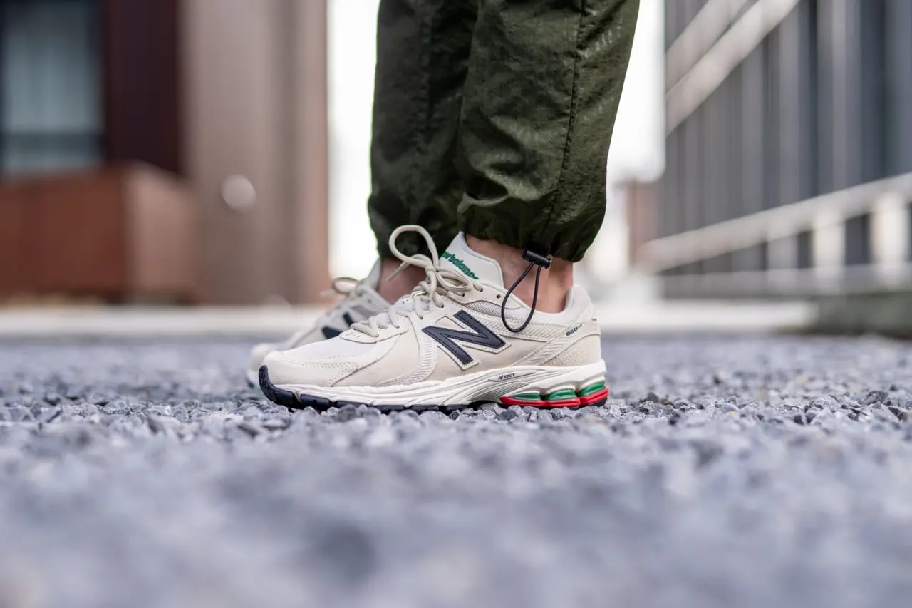 Giày New Balance 860v2 'Beige Green Red' ML860XG — ảnh 2