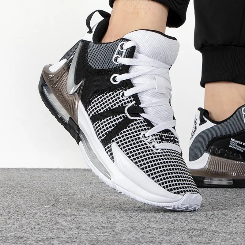 Giày Nike LeBron Witness 7 EP 'White Black' DM1122-100 — ảnh 4