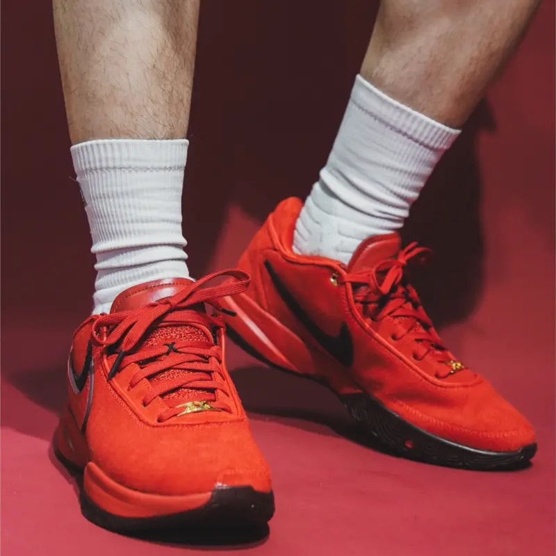 Giày Nike Lebron 20 'Liverpool' DV1190-600 — ảnh 2
