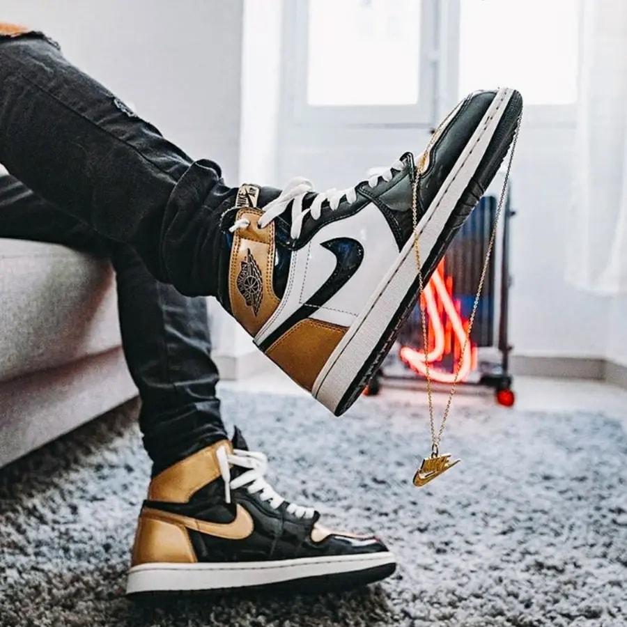 Giày Nike Air Jordan 1 Retro High 'Gold Top 3' 861428-001 — ảnh 2