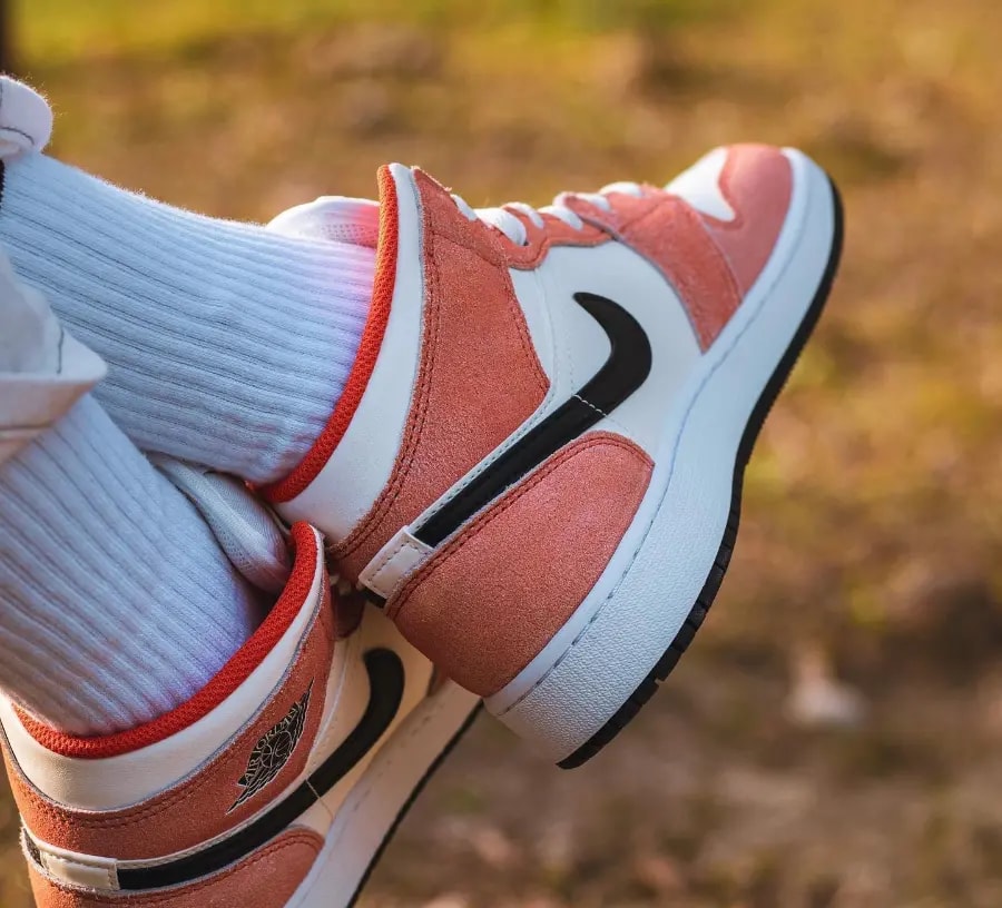 Giày Nike Air Jordan 1 Mid SE 'Orange Suede' DV1336-800 — ảnh 2