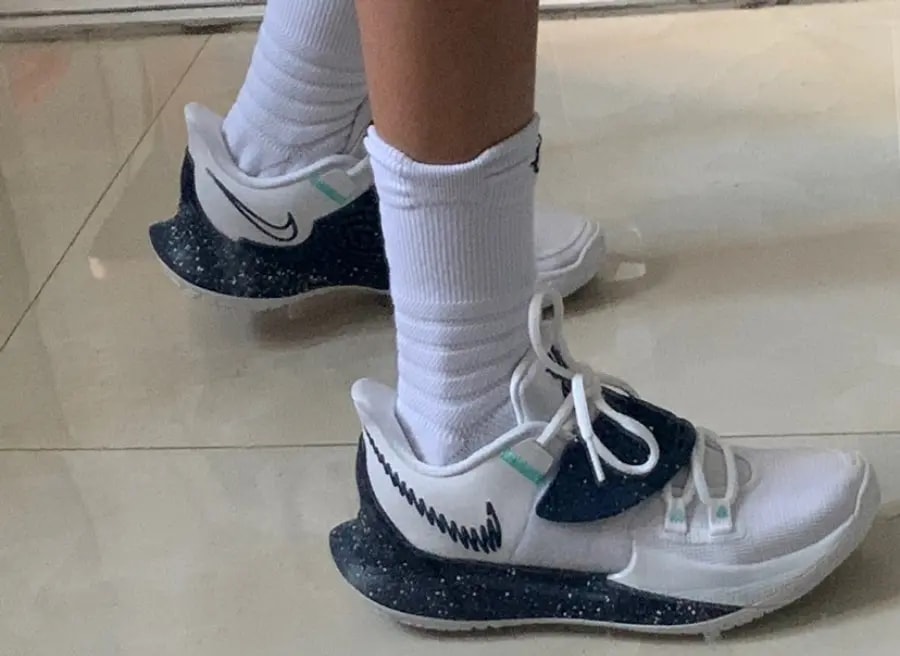 Giày Nike Kyrie Low 3 Team 'White Midnight Navy' CW6228-100 — ảnh 4