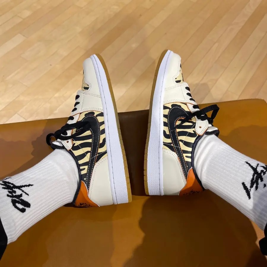 Giày Nike Air Jordan 1 Low Chinese New Years DH6932-100 — — ảnh 5