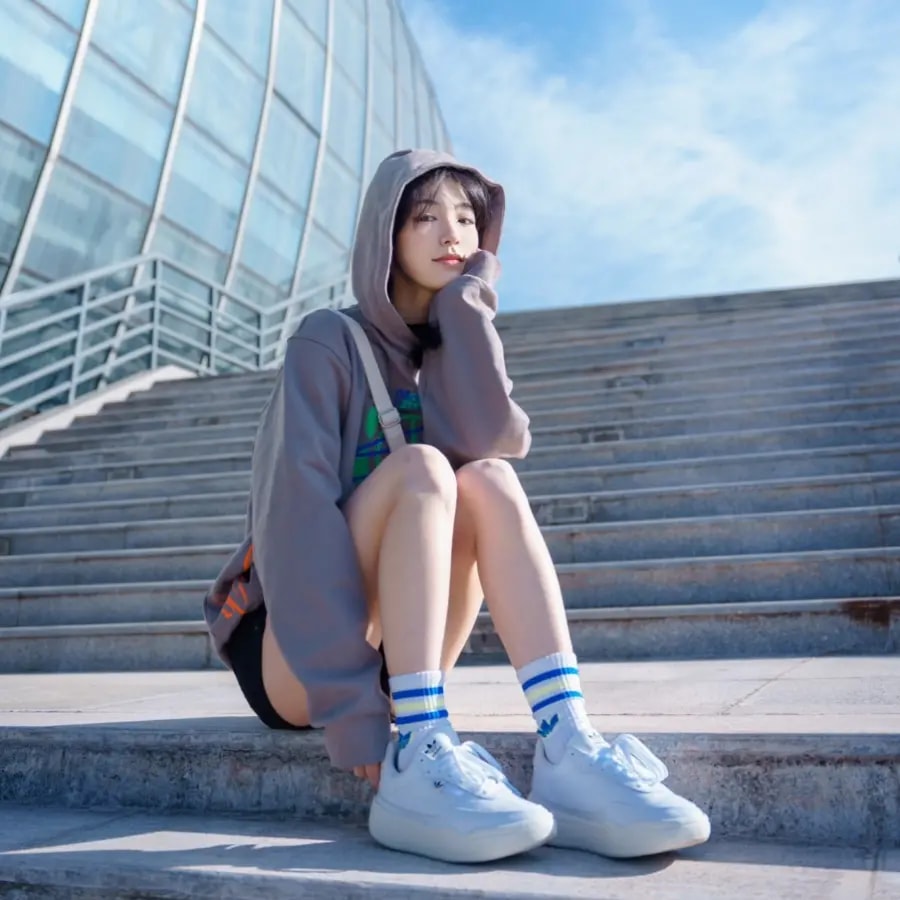 Giày Adidas Wmns Her Court 'Triple White' GY3579 — ảnh 2