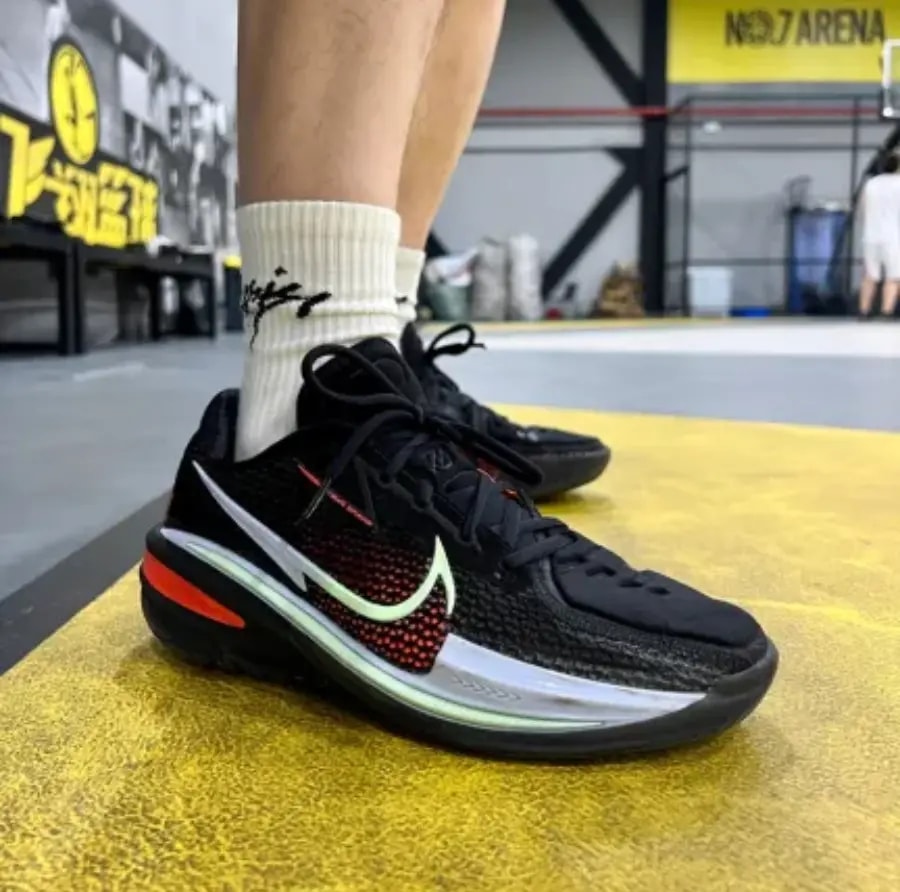 Giày Nike Air Zoom GT Cut EP 'Black Hyper Crimson' CZ0176-001 — ảnh 3