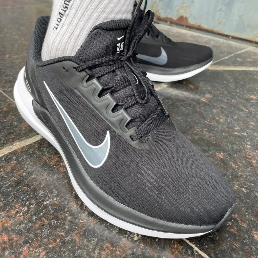 Giày Nike Air Winflo 9 In Schwarz 'Black' DD8686-001 — ảnh 4