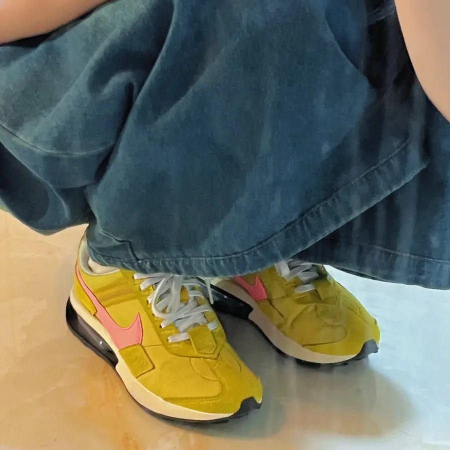 Giày Nike Wmns Air Max Pre-Day LX 'Dark Citron Pink Gaze' DH5676-300 — ảnh 2