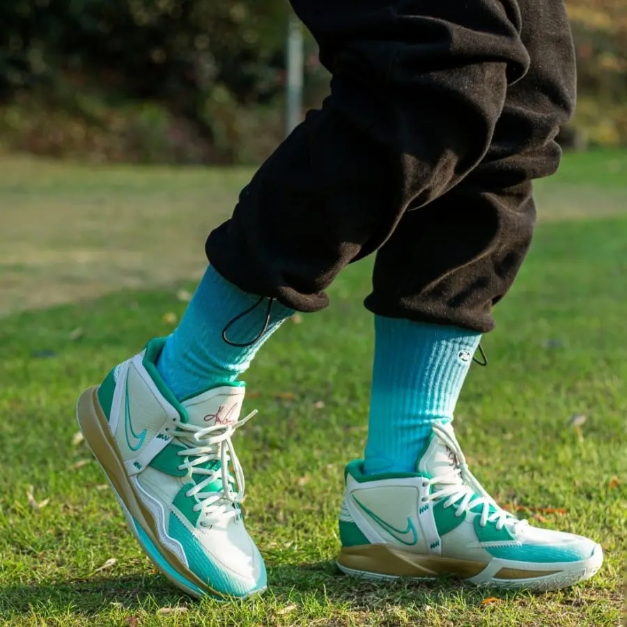 Giày Nike Sue Bird x Kyrie 8 Infinity GS 'Keep Sue Fresh' DD0334-002 — ảnh 2