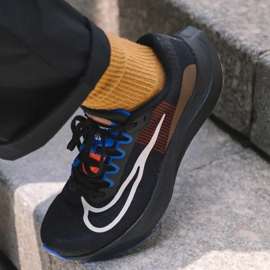 Giày Nike Zoom Fly 5 'A.I.R. Hola Lou' DR9837-001 — ảnh 4