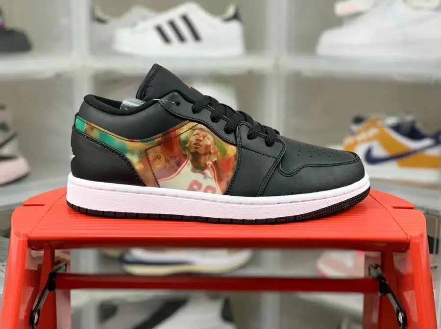 Giày Nike Air Jordan 1 Low GS Hologram 'Black' DR9497-001 — ảnh 3