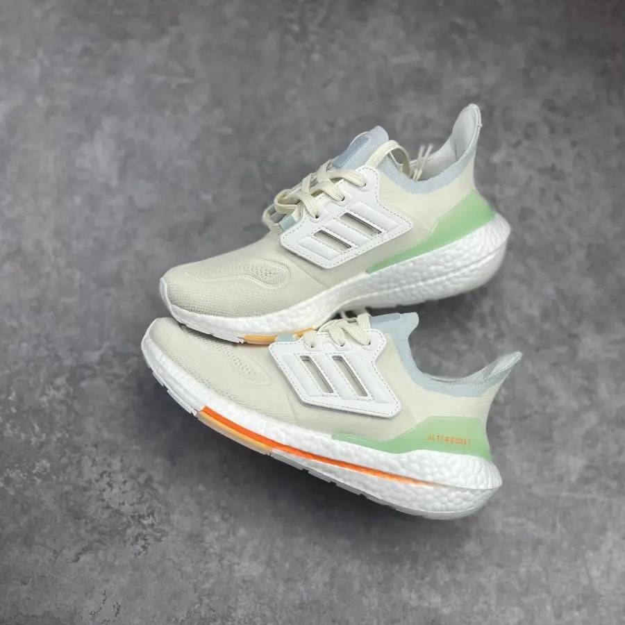 Giày Adidas UltraBoost 22 'White Blue Tint' GY6227 — ảnh 5