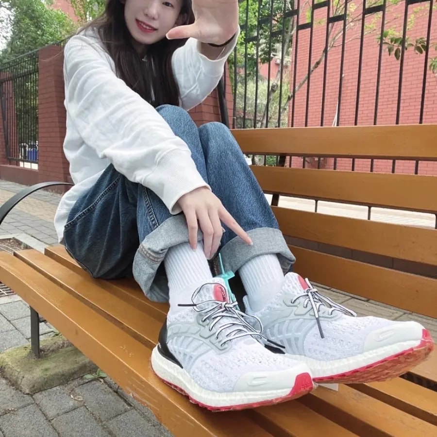Giày Adidas UltraBoost Climacool 2 DNA 'White Vivid Red' GY5373 — ảnh 2