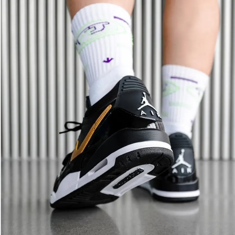 Giày Nike Jordan Legacy 312 Low 'Black Metallic Gold' CD7069-071 — ảnh 3