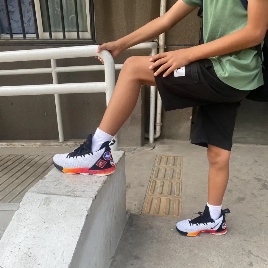 Giày Nike LeBron 16 GS 'Space Travel' AQ2465-188 — ảnh 5