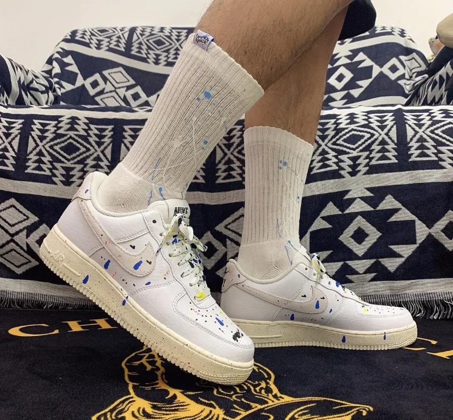 Giày Nike Air Force 1 LV8 3 Paint Splatter Light Grey DJ2598-100 — ảnh 3