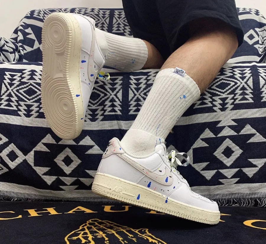 Giày Nike Air Force 1 LV8 3 Paint Splatter Light Grey DJ2598-100 — ảnh 5