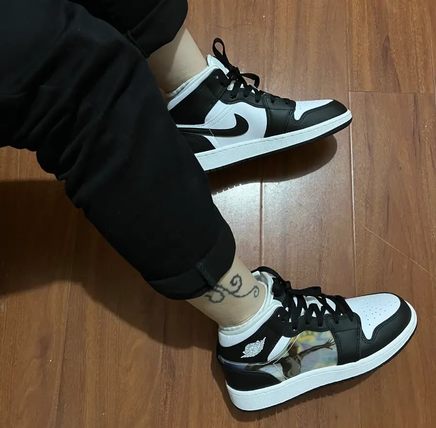 Giày Nike Air Jordan 1 Mid Wmns 'Hologram' DR9495-001 — ảnh 3