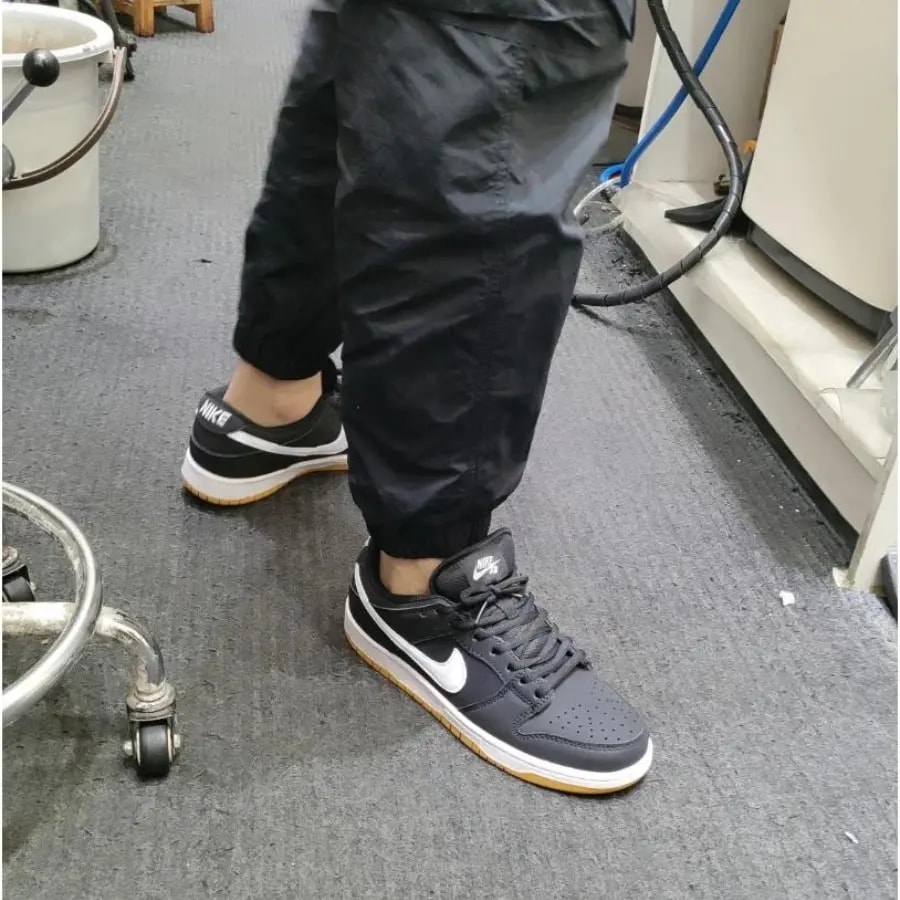 Giày Nike SB Dunk Low Pro 'Black Gum' CD2563-006 — ảnh 3