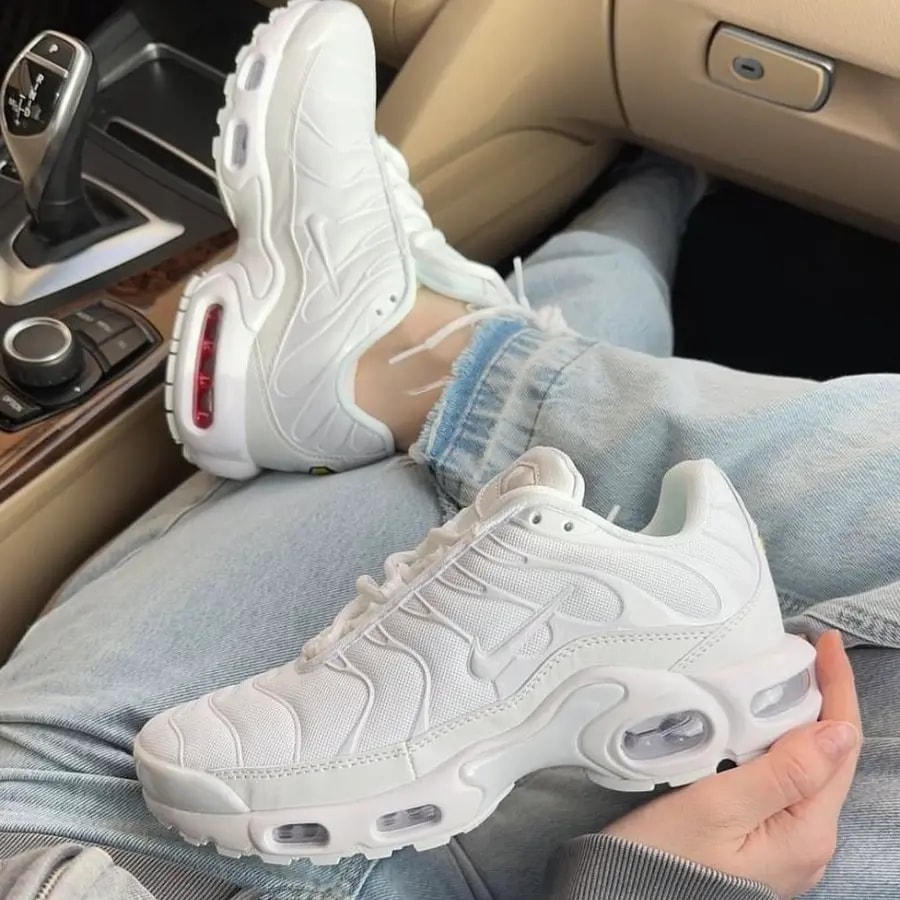 Giày Nike Air Max Plus TN 'Triple White' AJ2029-100 — ảnh 2