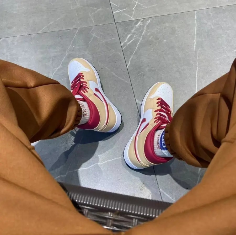 Giày Nike Air Jordan 1 Mid 'Beige White Red' 554724-201 — ảnh 4