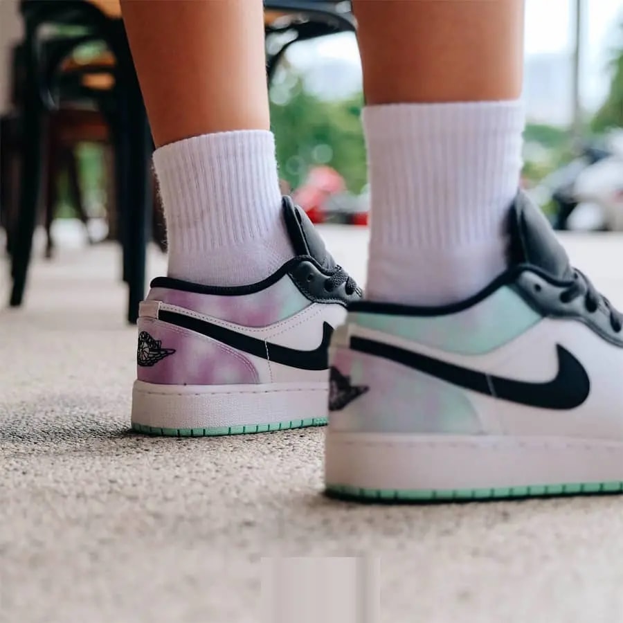 Giày Nike Air Jordan 1 Low SE 'White Black Tie Dye' DQ2514-100 — ảnh 4