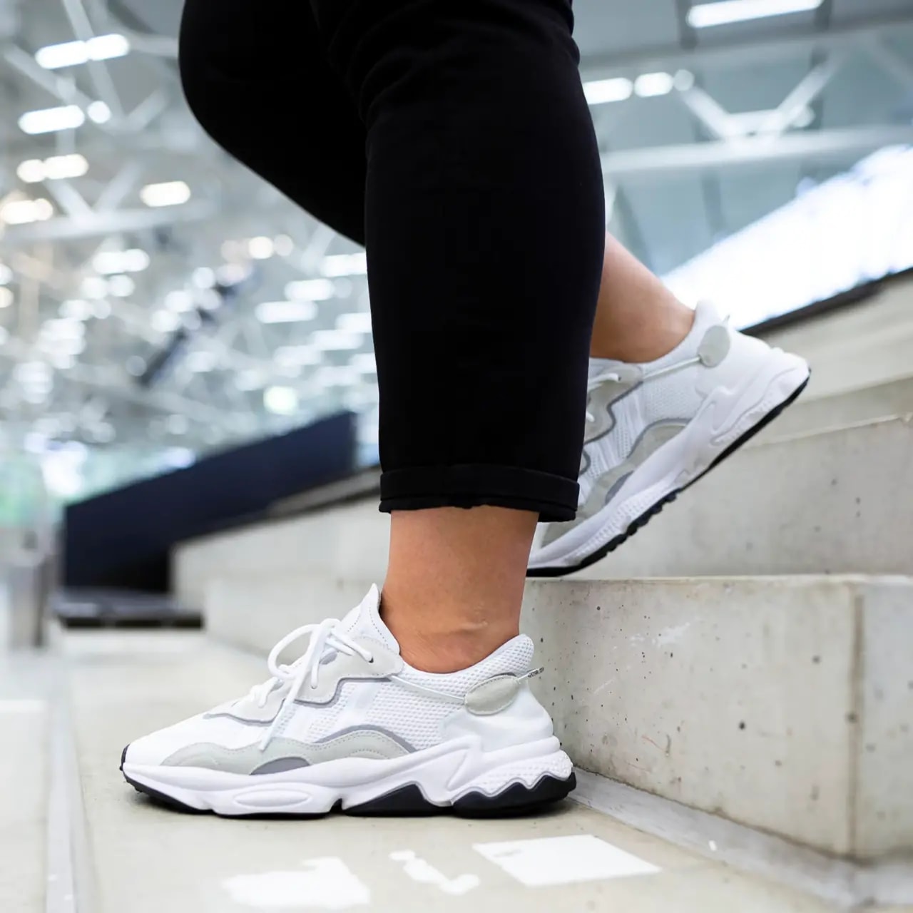 Giày Adidas Ozweego 'White Grey' EE6464 — ảnh 3