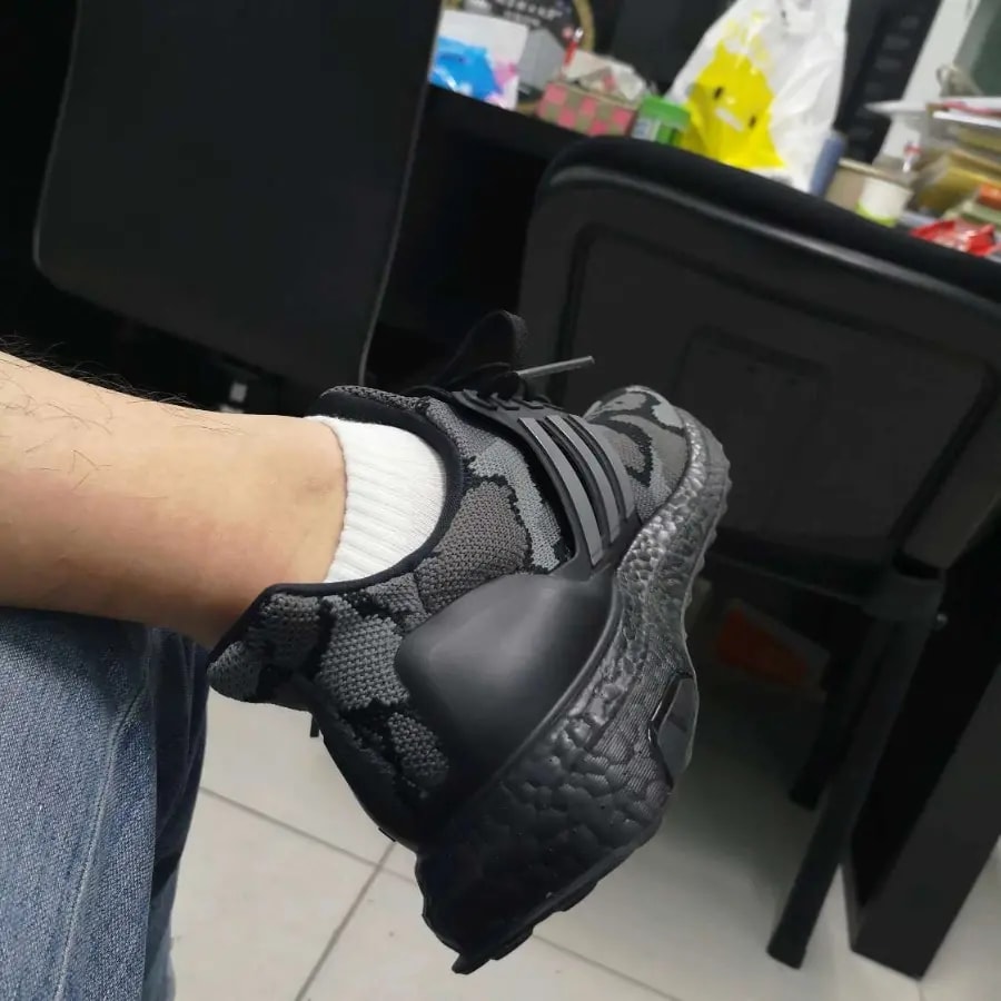 Giày A Bathing Ape x Adidas UltraBoost 4.0 'Black Camo' G54784 — ảnh 4