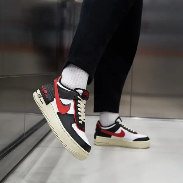 Giày Nike Air Force 1 Shadow 'Black University Red' DR7883-102 — ảnh 3