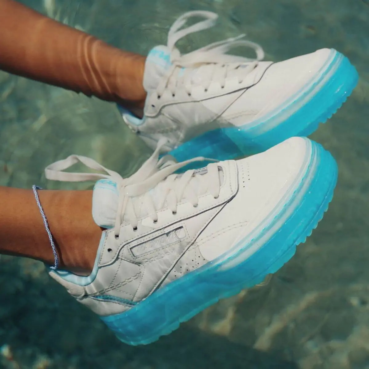 Giày Reebok MadWomen x Wmns Club C Double Geo 'Chalk Hydro Blue' GY8056 — ảnh 2