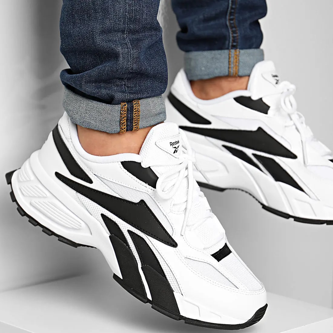 Giày Reebok EVZN 'White Black' FW6466 — ảnh 5