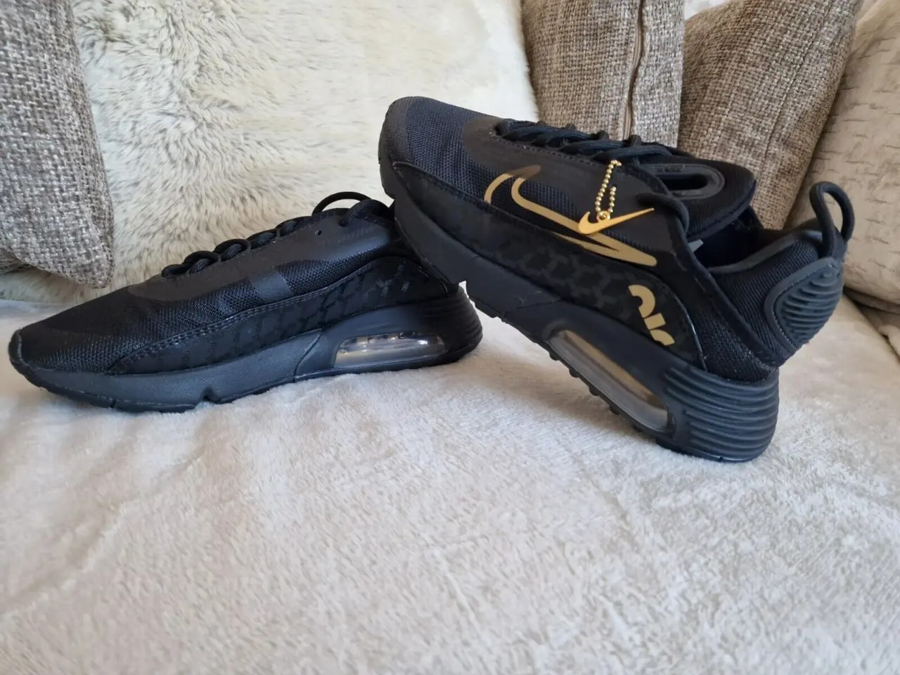 Giày Nike Air Max 2090 'Black Metalic Gold' DC4120-001 — ảnh 4