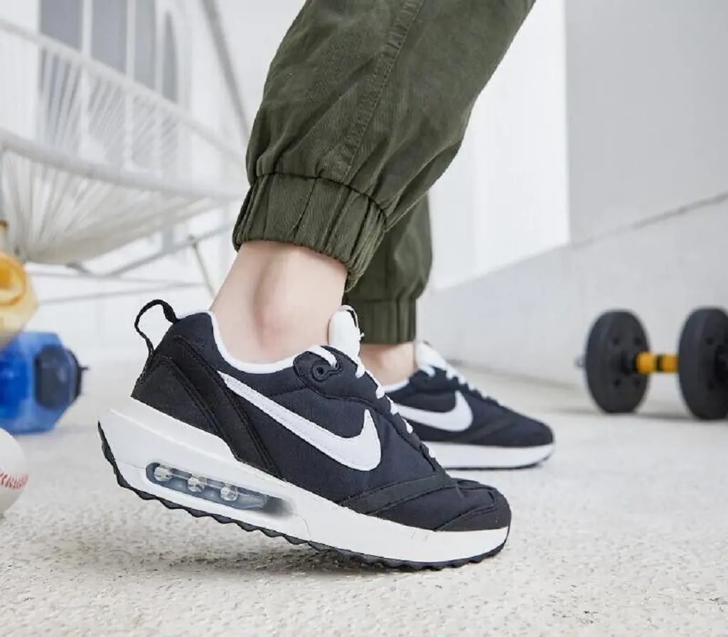 Giày Nike Air Max Dawn DJ3624-001 — ảnh 3