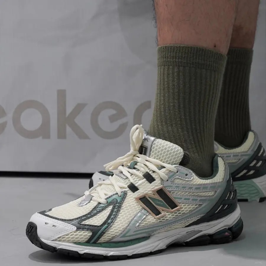 Giày New Balance 1906R 'Aime Leon Dore Jade' M1906RL1 — ảnh 3