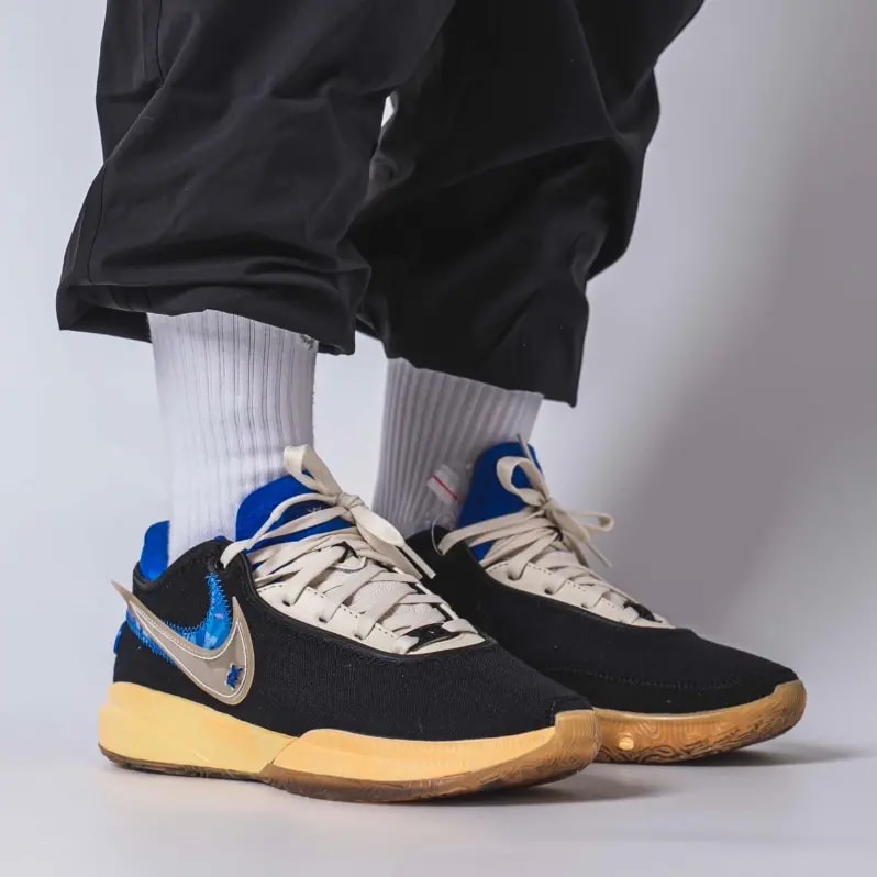Giày Nike LeBron 20 'Uninterrupted Speak Your Truth' FN0941-001 — ảnh 2