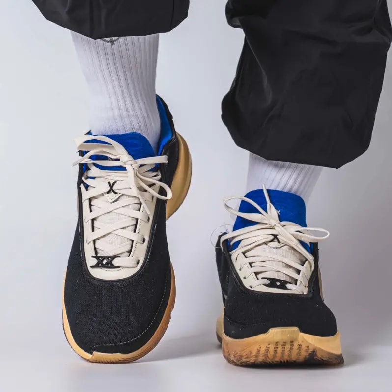 Giày Nike LeBron 20 'Uninterrupted Speak Your Truth' FN0941-001 — ảnh 3